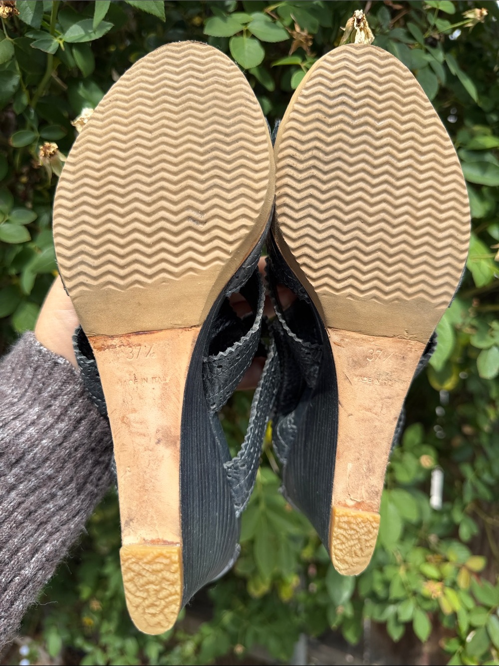 Balenciaga Leather Ankle Strap Wedge Sandals.size 37 1/2 - Picture 10 of 17